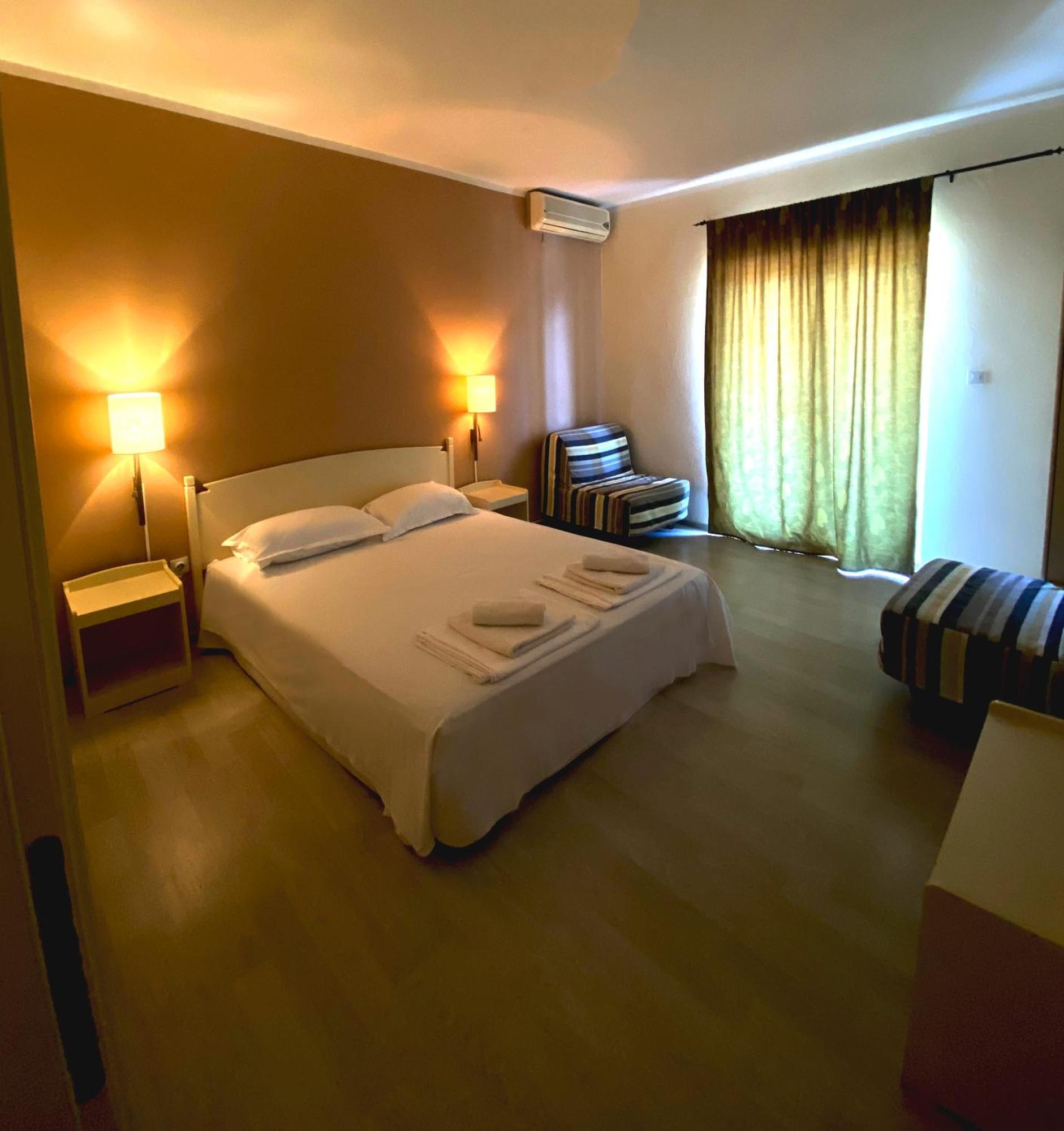 Hotel Kleopatra أولتْسي الغرفة الصورة